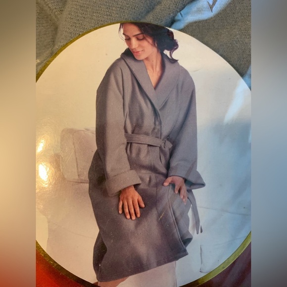 Essence of Beauty Other - GREY FLEECE ROBE with cuffs. New! 39 in. long. Gray.  Sz One size fits most.